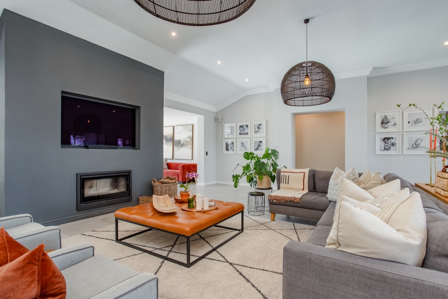 4 Bedroom Property for Sale in Pearl Valley at Val de Vie Western Cape